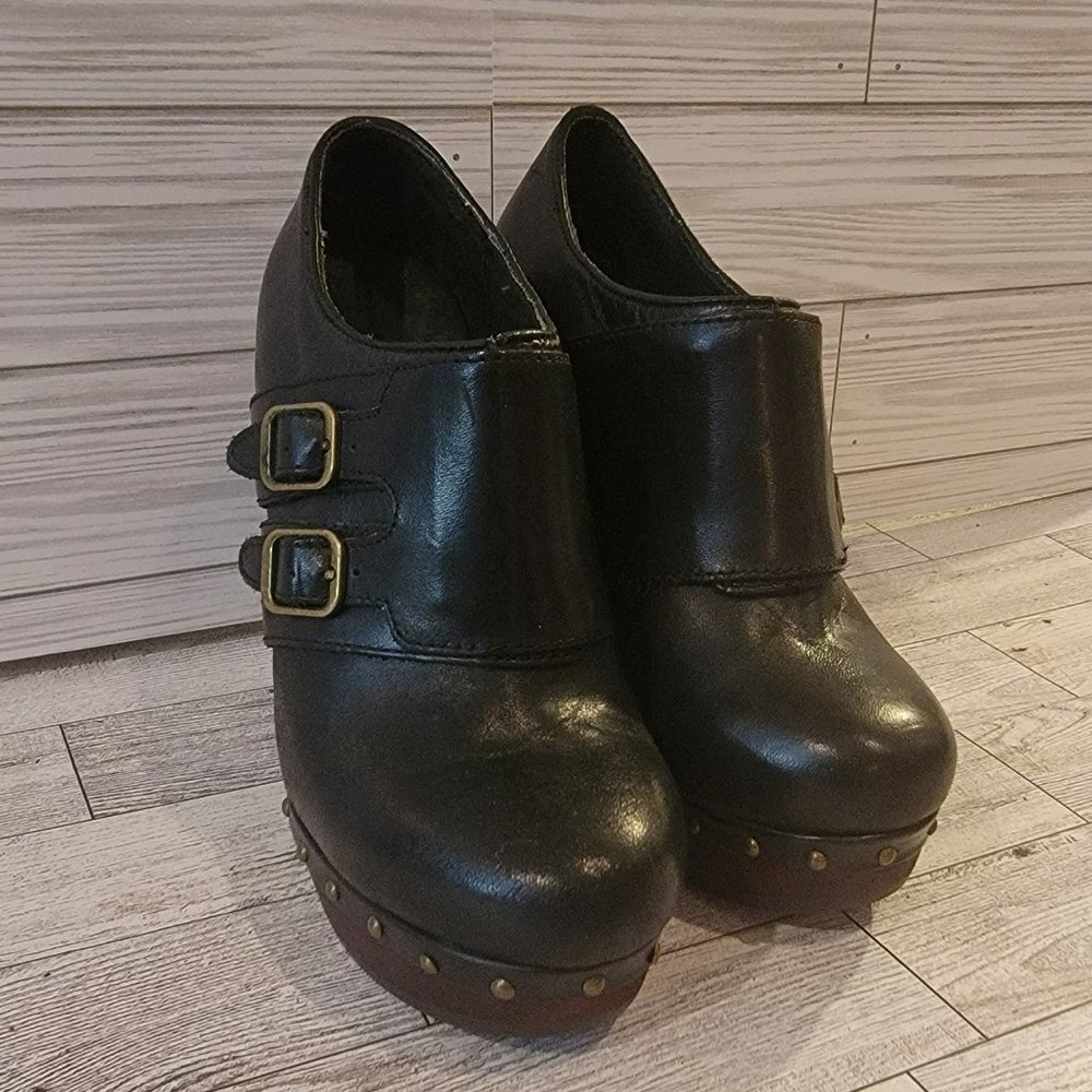 Ugg Wooden Heeled Black Leather Platform Ankle Boots